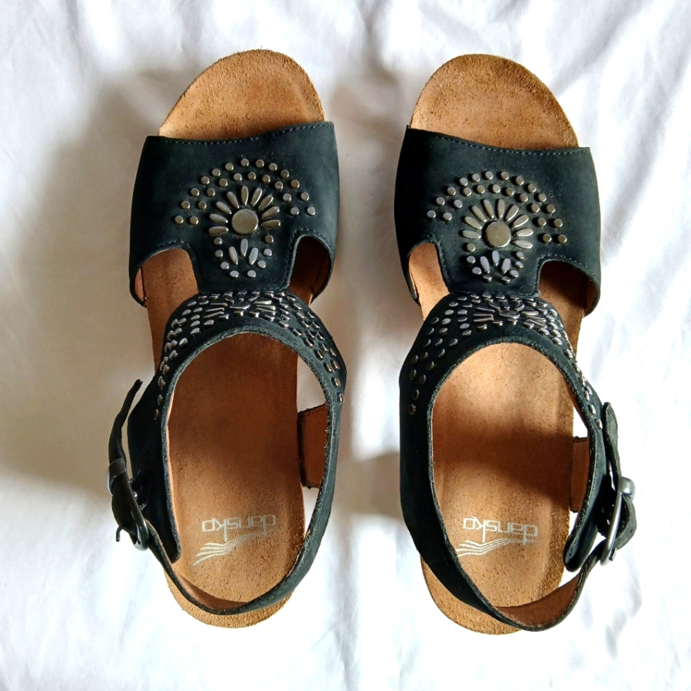 Dansko Women's Comfort Mule Sandals Studded Aesthetics Size 38 - Picture 5 of 6